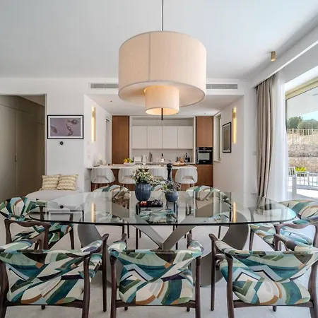 New Luxury Seaside Lemon Tree A-pool, Heated Pool & Sea View & Parking Villa